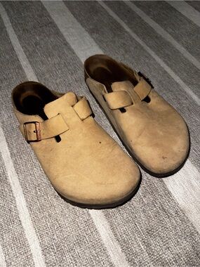 Birkenstock Tan Suede Clogs with Buckle